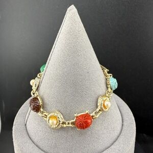 Vintage Scarab Bracelet Gold Tone Carved Polish Stone 6.5"
